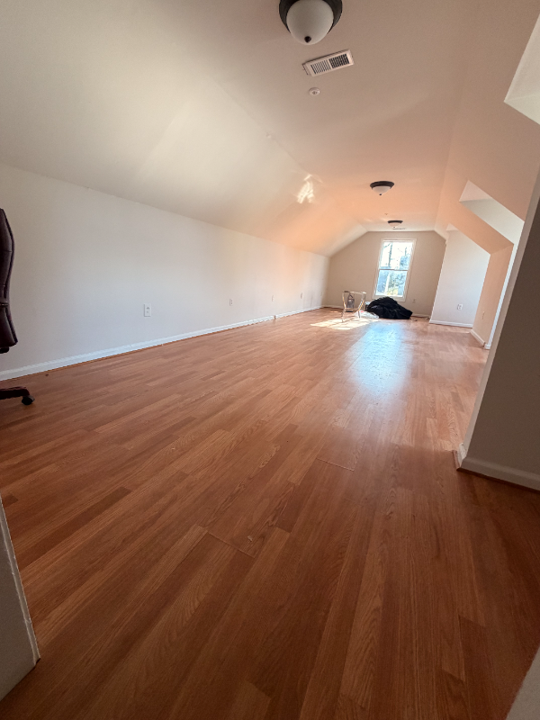 9216 Crandall Rd - Photo 6 of 16