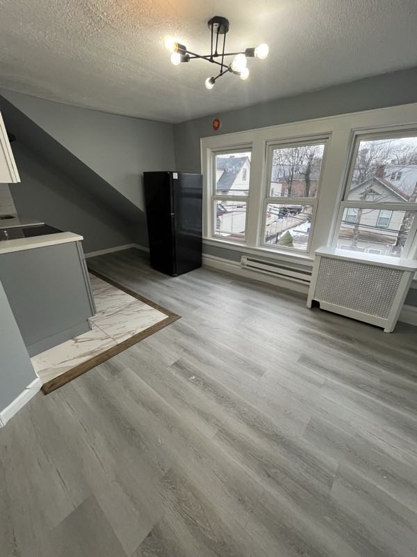 100 Smith St #3 - Photo 4 of 4