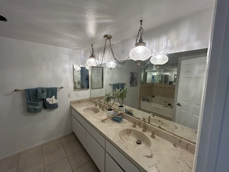 30041 Windward Dr - Photo 5 of 17