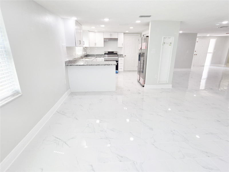 7740 Sagebrush Dr - Photo 7 of 20