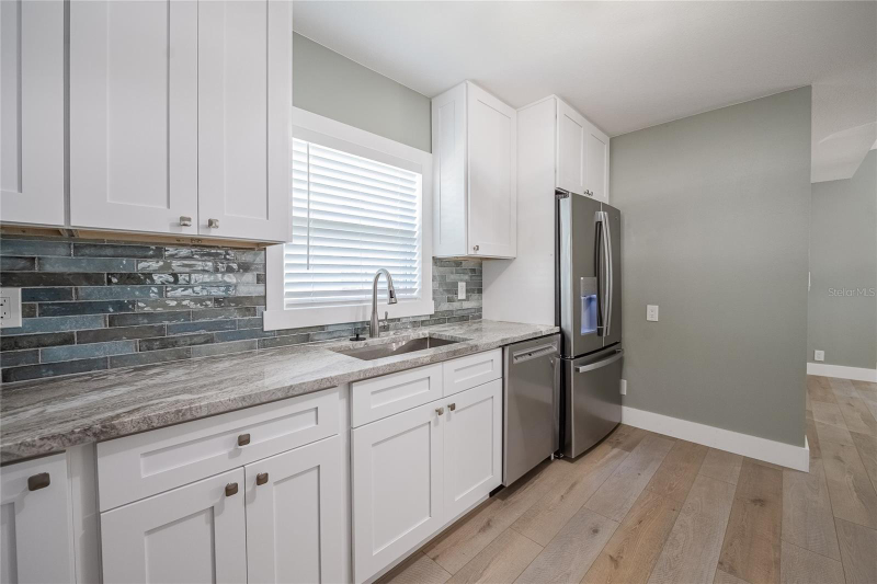 3531 73rd St N - Photo 3 of 20