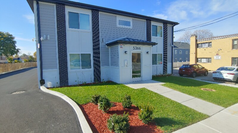 5366 S Laramie Ave #207 - Photo 2 of 15