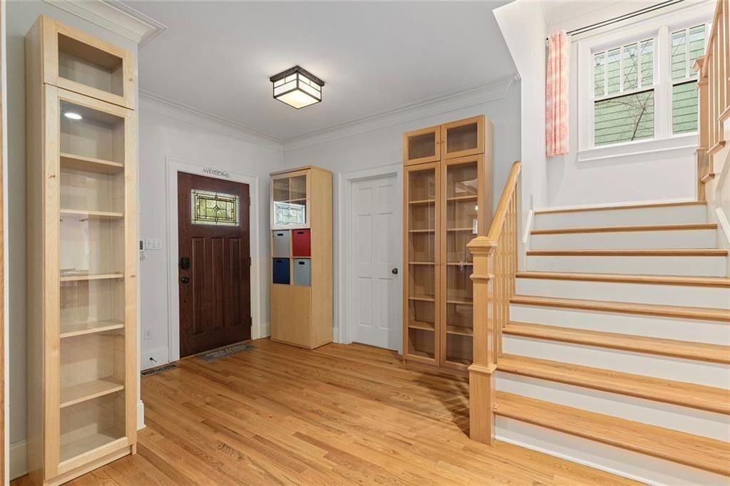 120 Park Pl - Photo 7 of 35