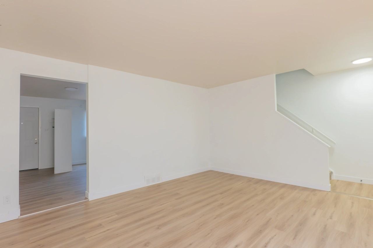 Delton Townhomes - Photo 7 of 50