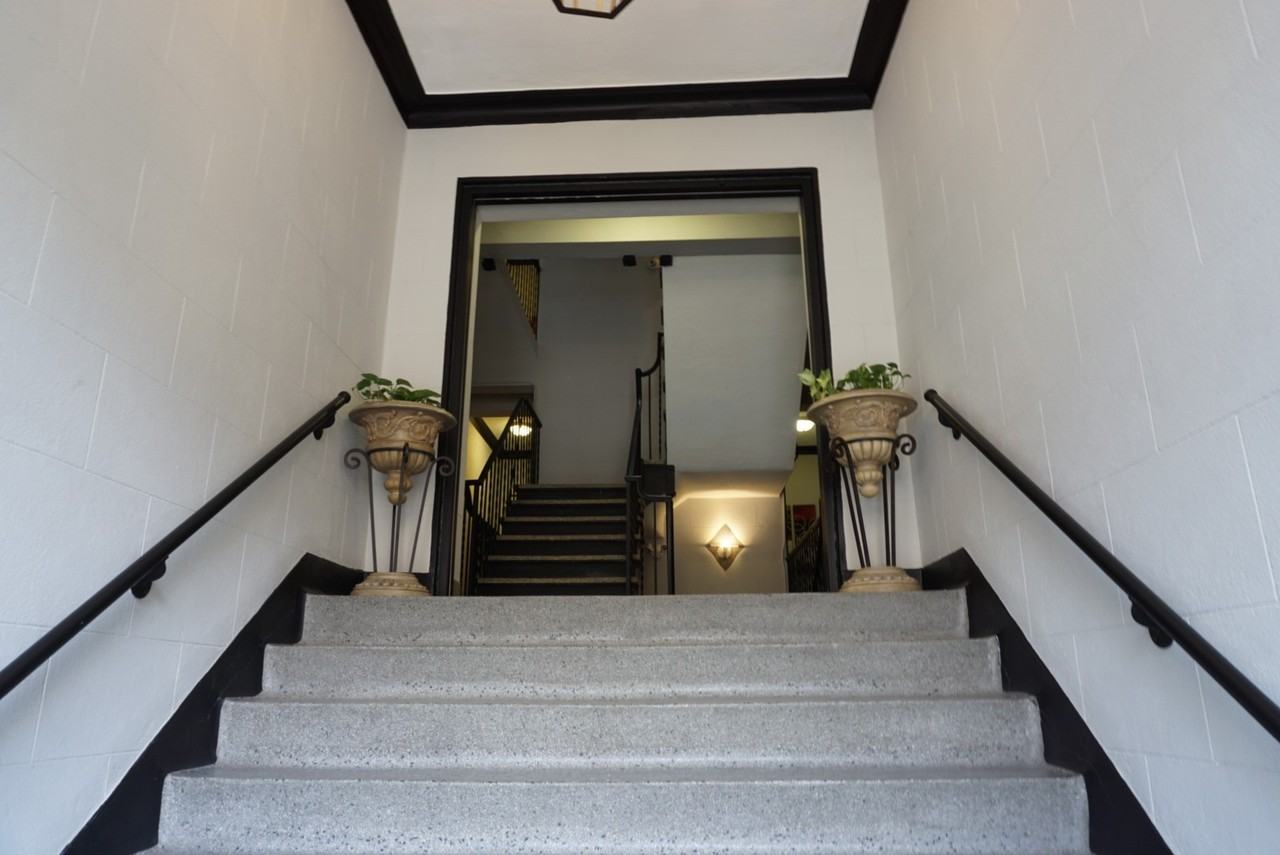 200 Laurier Ave. East - Photo 4 of 18