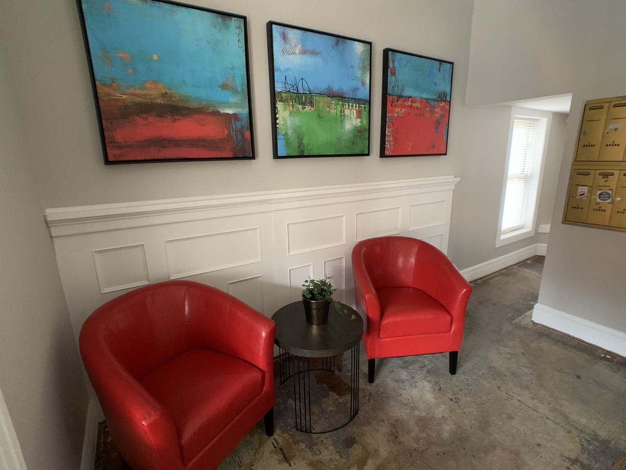 324 Chapel St. - Photo 2 of 4