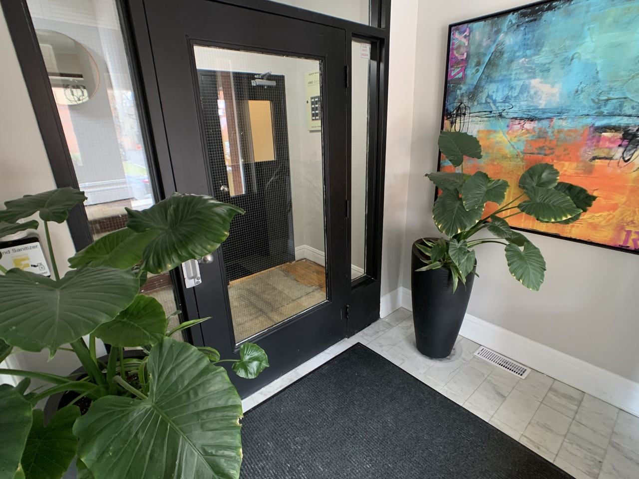 324 Chapel St. - Photo 3 of 4