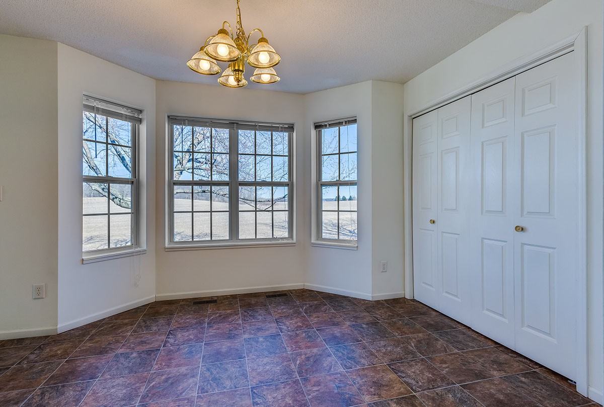 3055 Brittany Lane Northwest #E - Photo 4 of 24