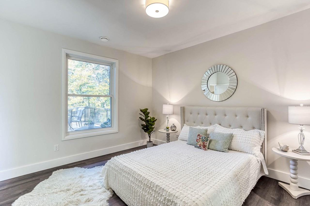 303 Anne St N, Barrie, ON L4N 5M7, Canada - Photo 6 of 13