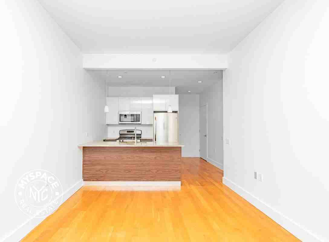 836 Bergen St #302 - Photo 4 of 24