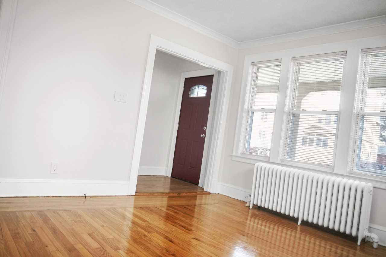 185 Standish St #1stFL - Photo 6 of 20