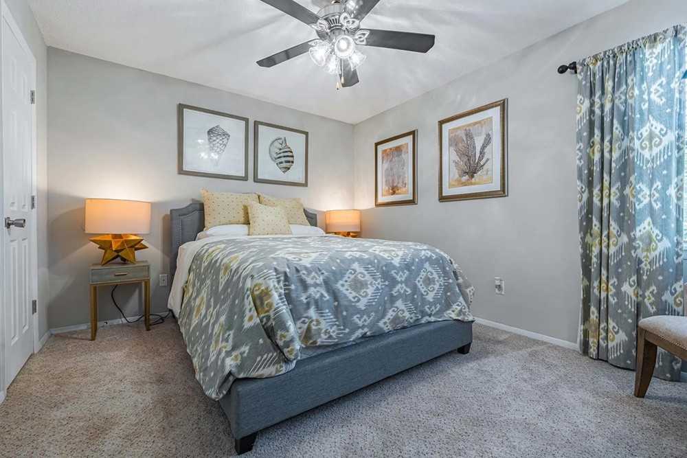Azure Cove Apartment Homes - Photo 4 of 41