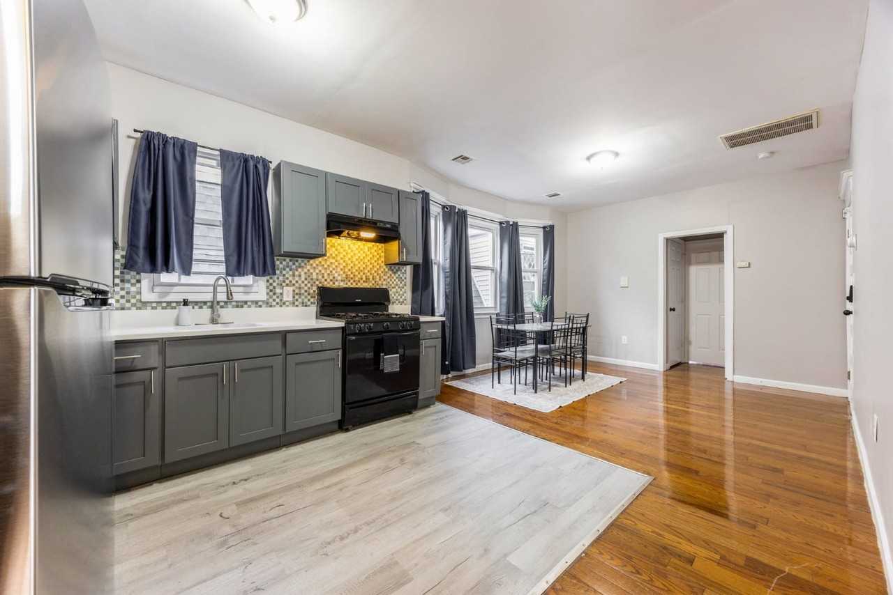 285 South 7th Street #1,2,3 - Photo 3 of 17