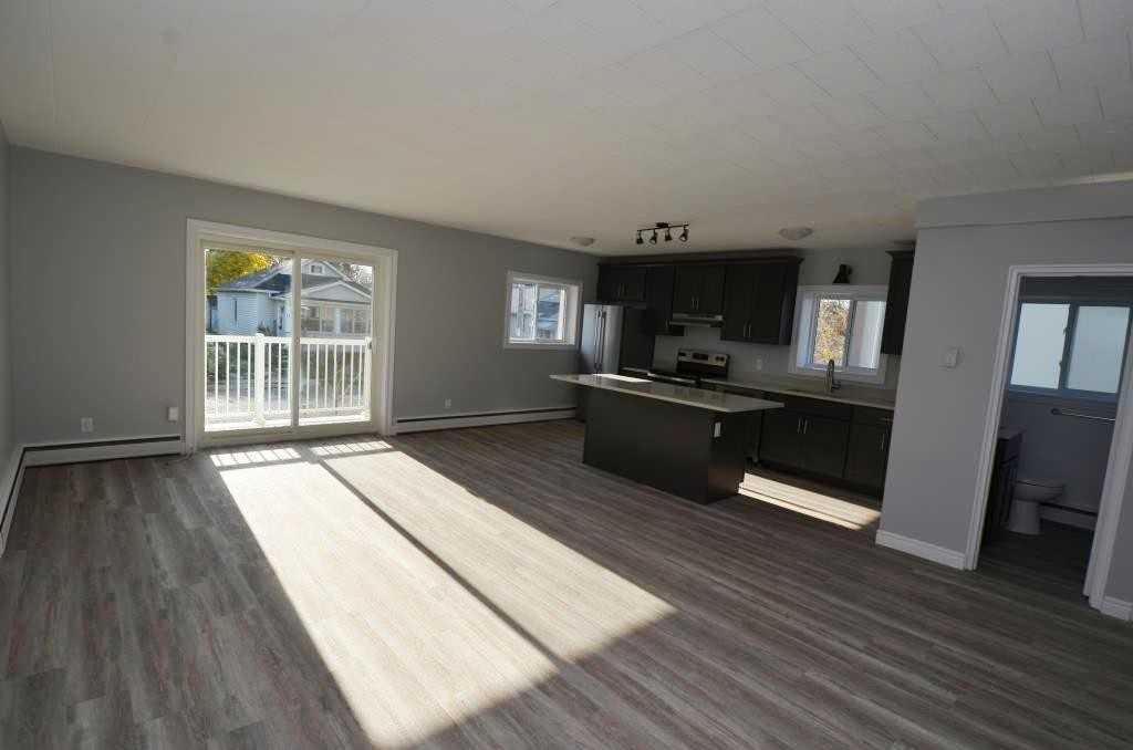 19 Louisa Street #5 - Photo 3 of 20