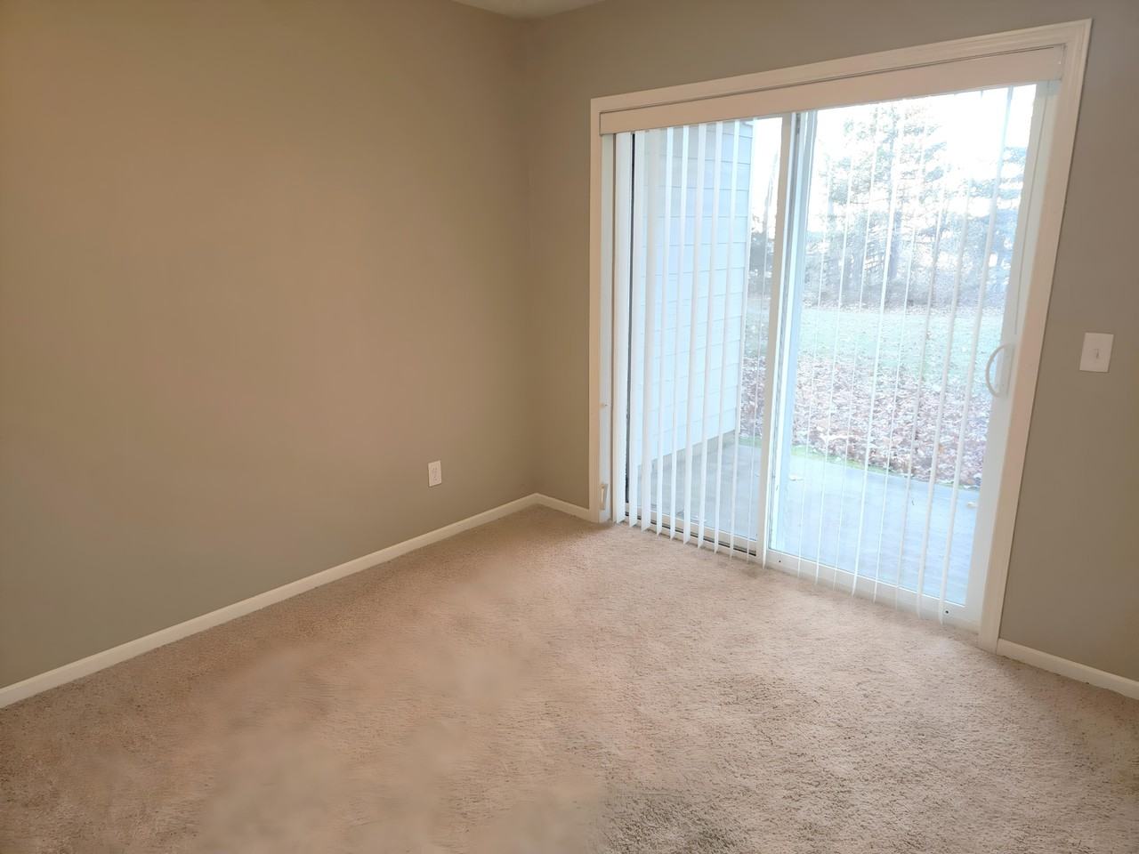 873 Wescott Sq #873 - Photo 5 of 32