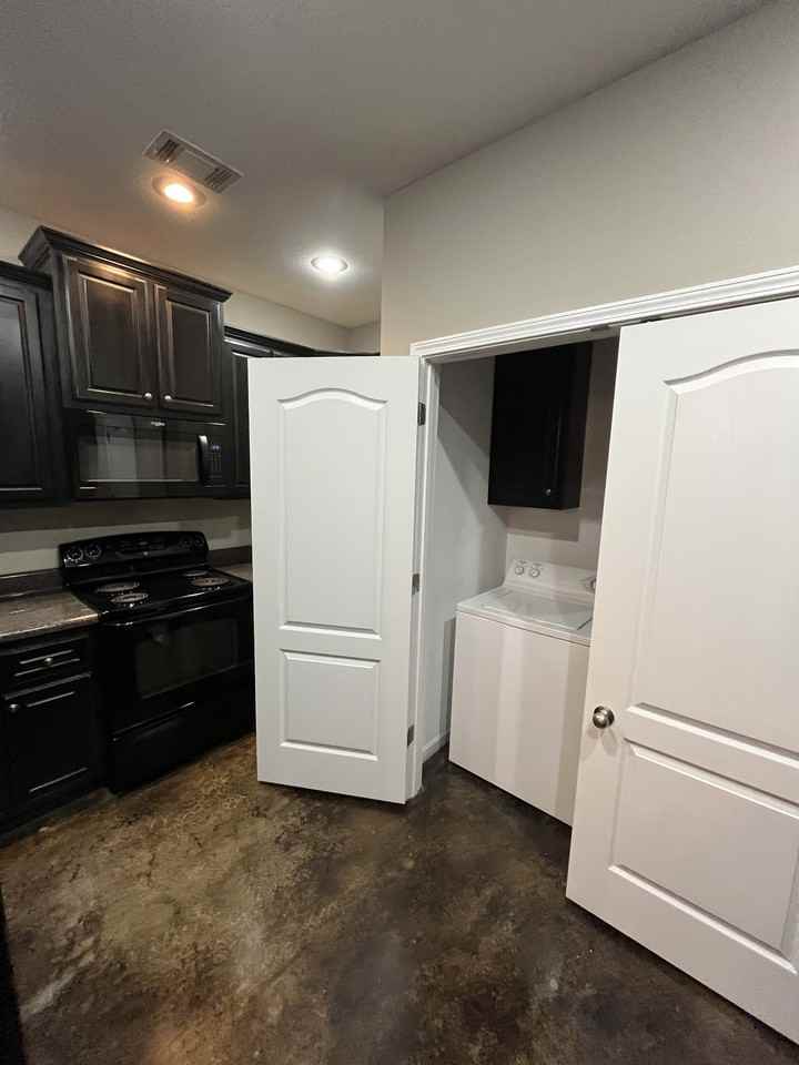 908 E Craighead Forest Rd #95 - Photo 7 of 17