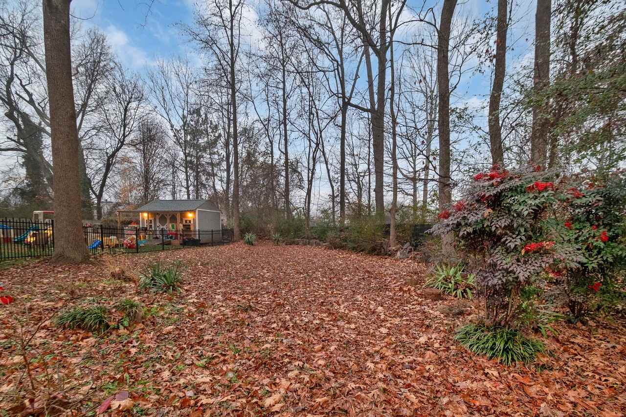 5629 Thompson Rd - Photo 4 of 43