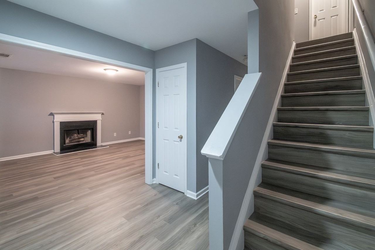 5629 Thompson Rd - Photo 6 of 43