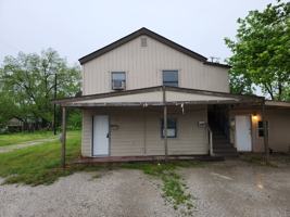 featured image of 821 N Highland St #1