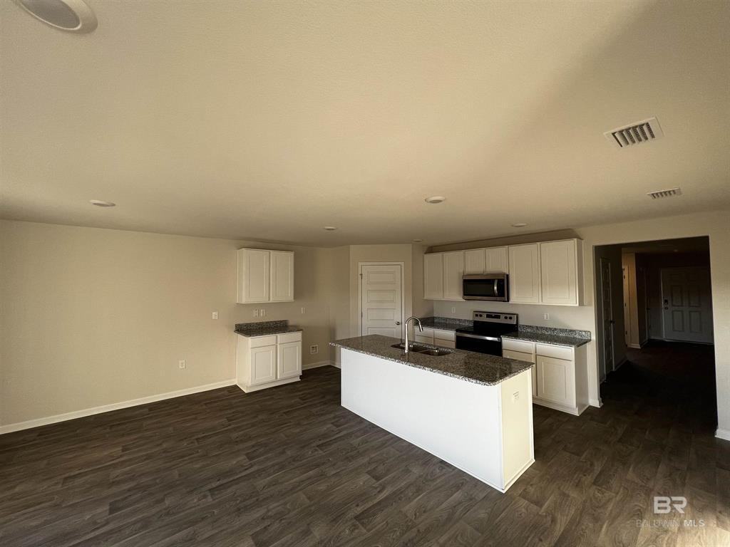 23996 Unbridled LoopLot 647 #1 - Photo 2 of 13