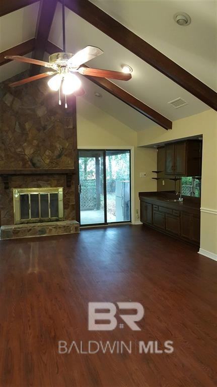 112 Wildwood Dr #1 - Photo 3 of 21
