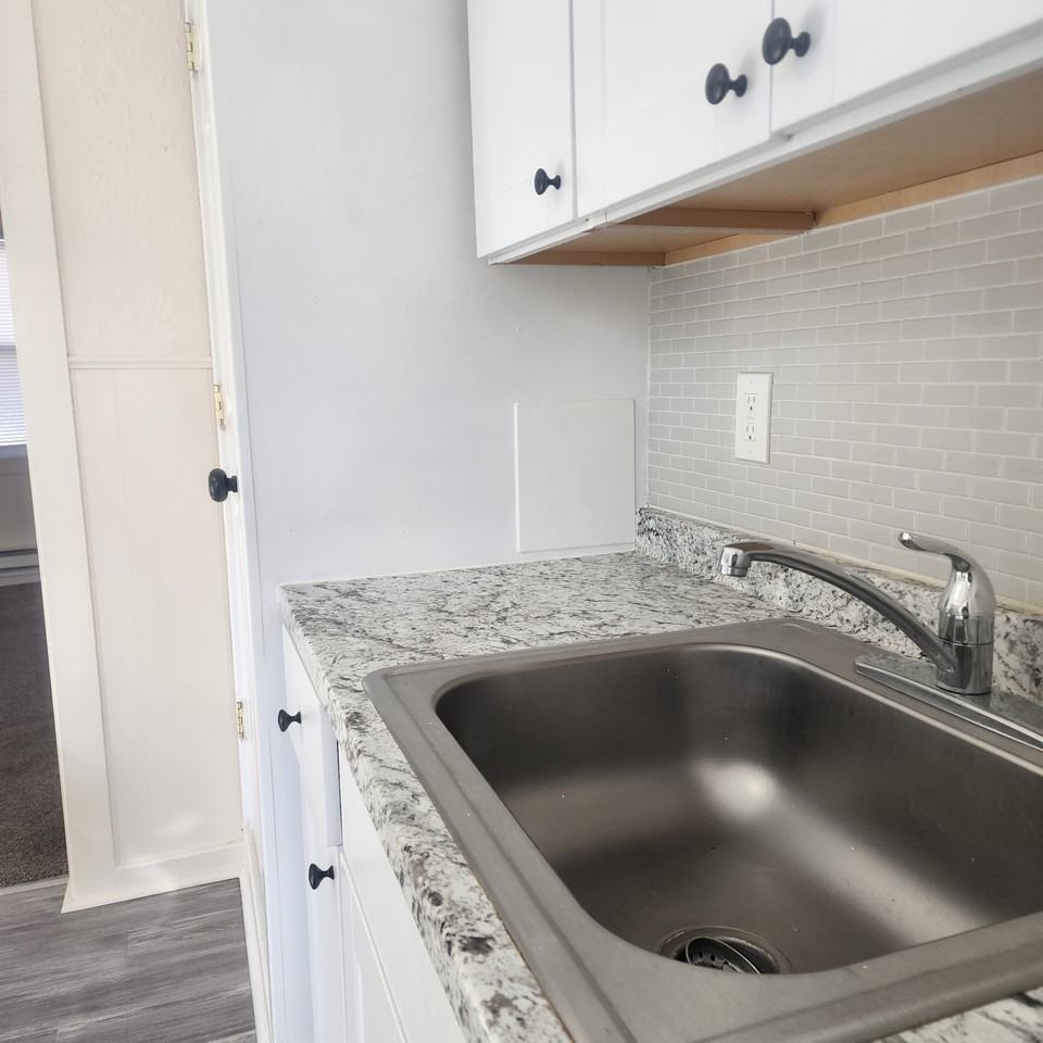 2213 Lehman St #2213 - Photo 2 of 17