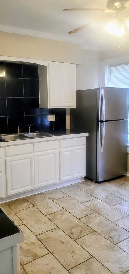 Winchester Ave #NA - Photo 2 of 6