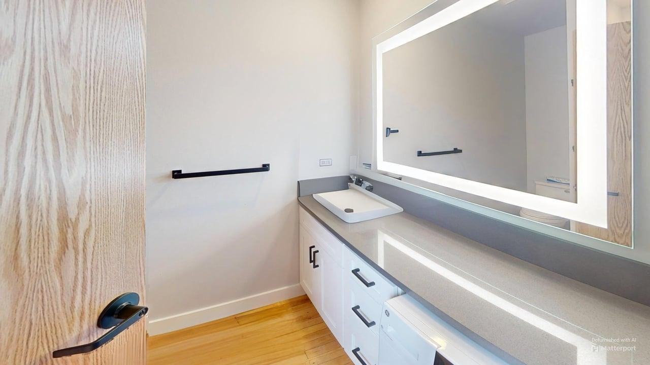 2845 Marine Dr #10 - Photo 5 of 6