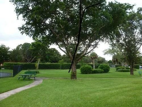 14211 Sw 62nd St #14211 - Photo 3 of 12