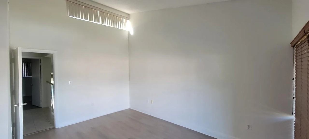 14211 Sw 62nd St #14211 - Photo 6 of 12