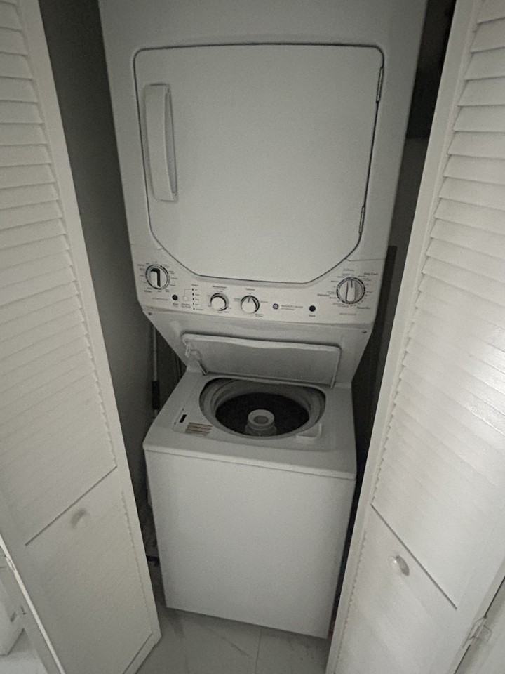 1780 Nw 68th Ter #C - Photo 5 of 14