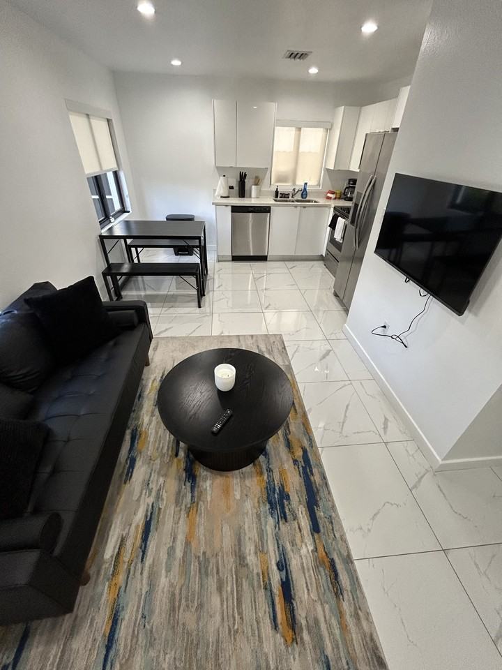 1780 Nw 68th Ter #C - Photo 6 of 14