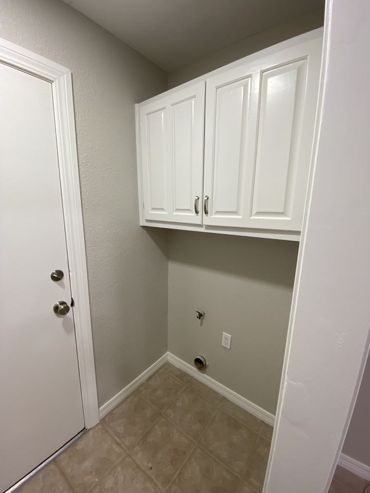 2817 E El Paso St #NA - Photo 4 of 27