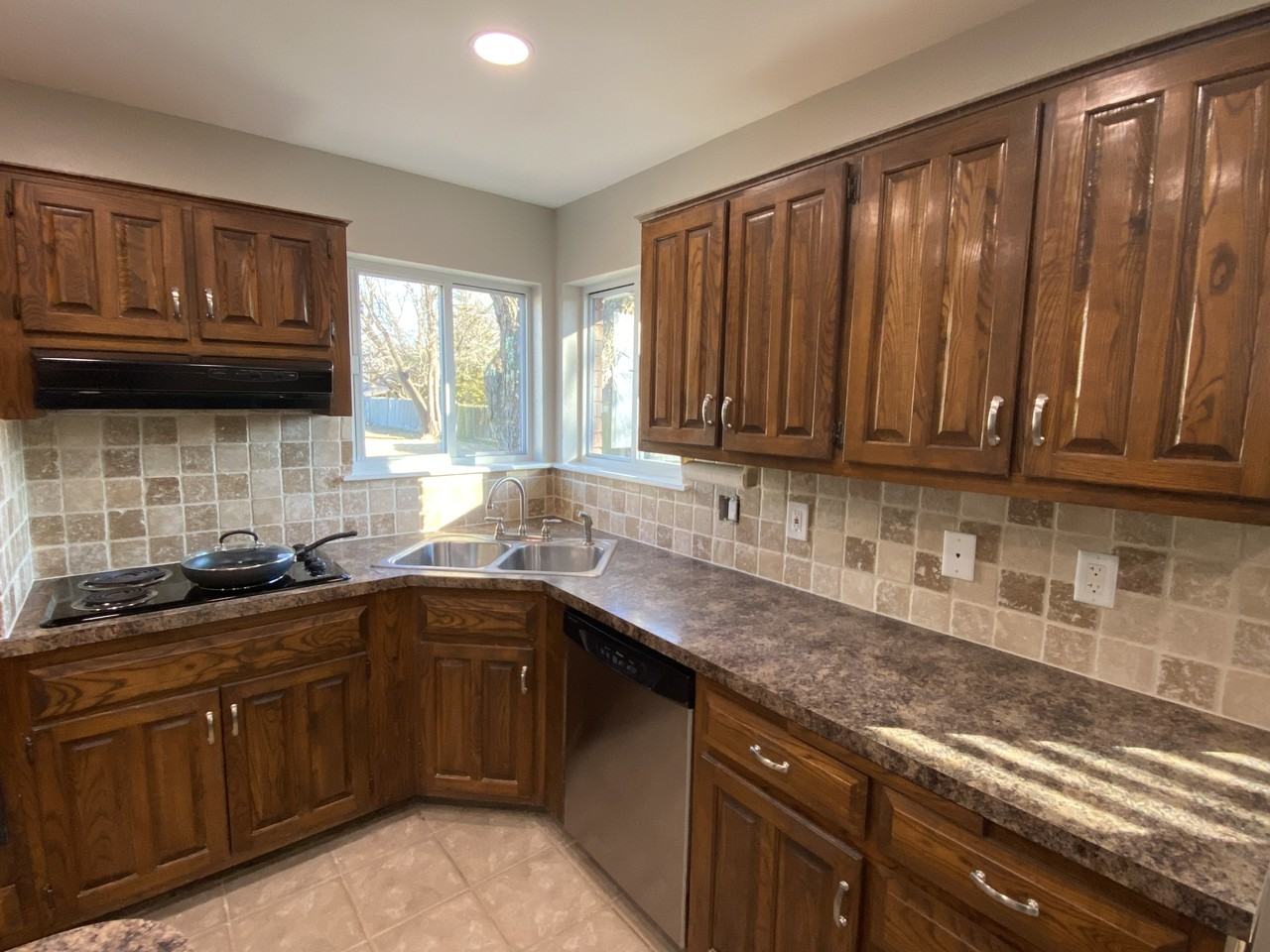 2817 E El Paso St #NA - Photo 7 of 27