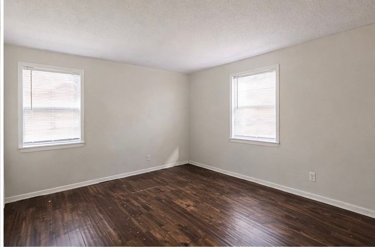 3309 Chicago Ave #NA - Photo 2 of 4