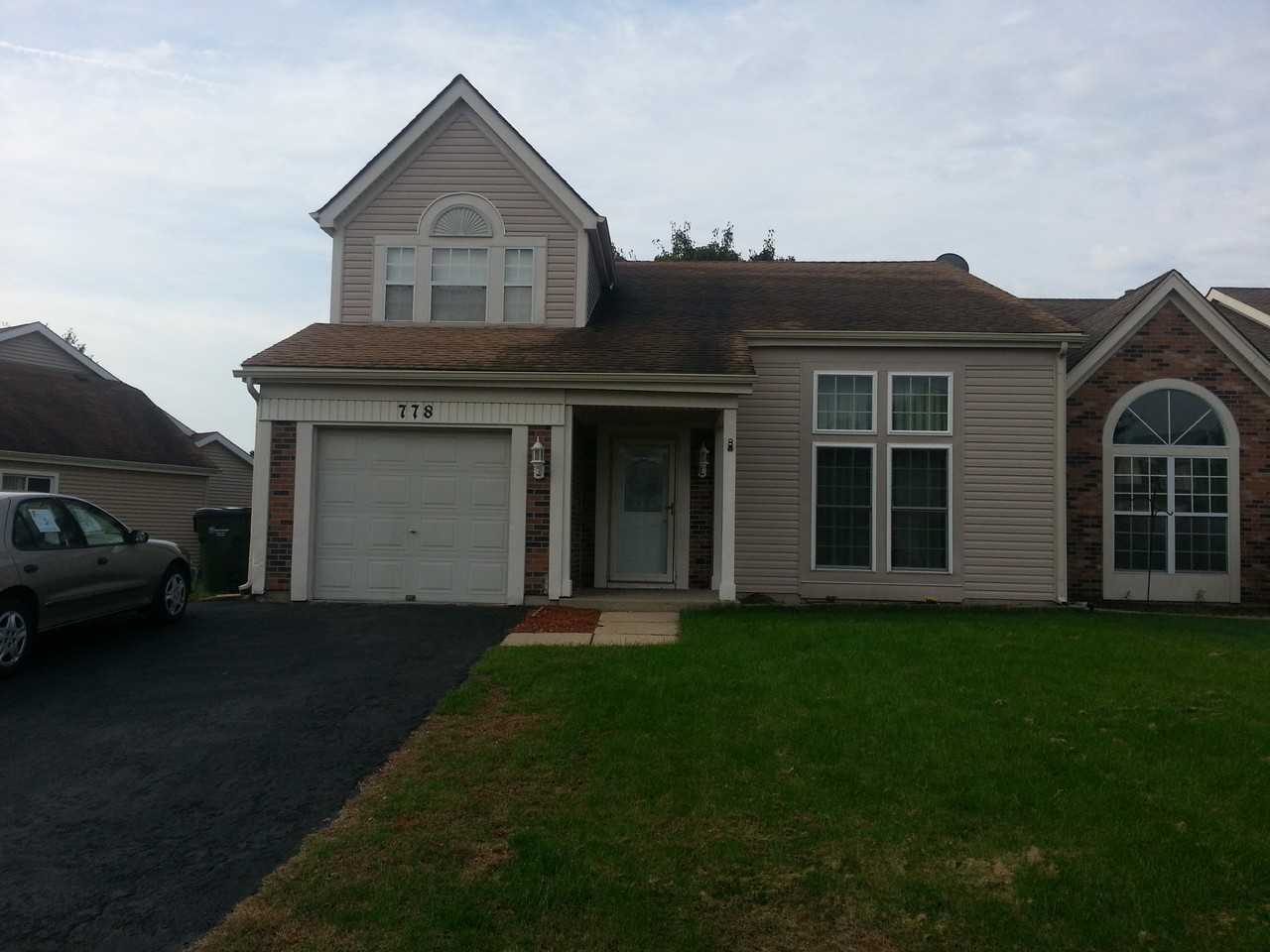 778 Stanford Ln #778 - Photo 2 of 4