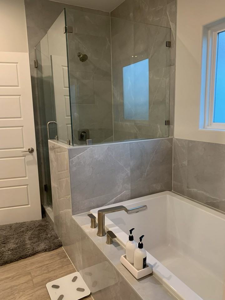 33 Valdarama Dr #NA - Photo 5 of 14