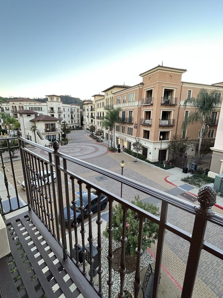 23500 Park Sorrento #C33 - Photo 5 of 48