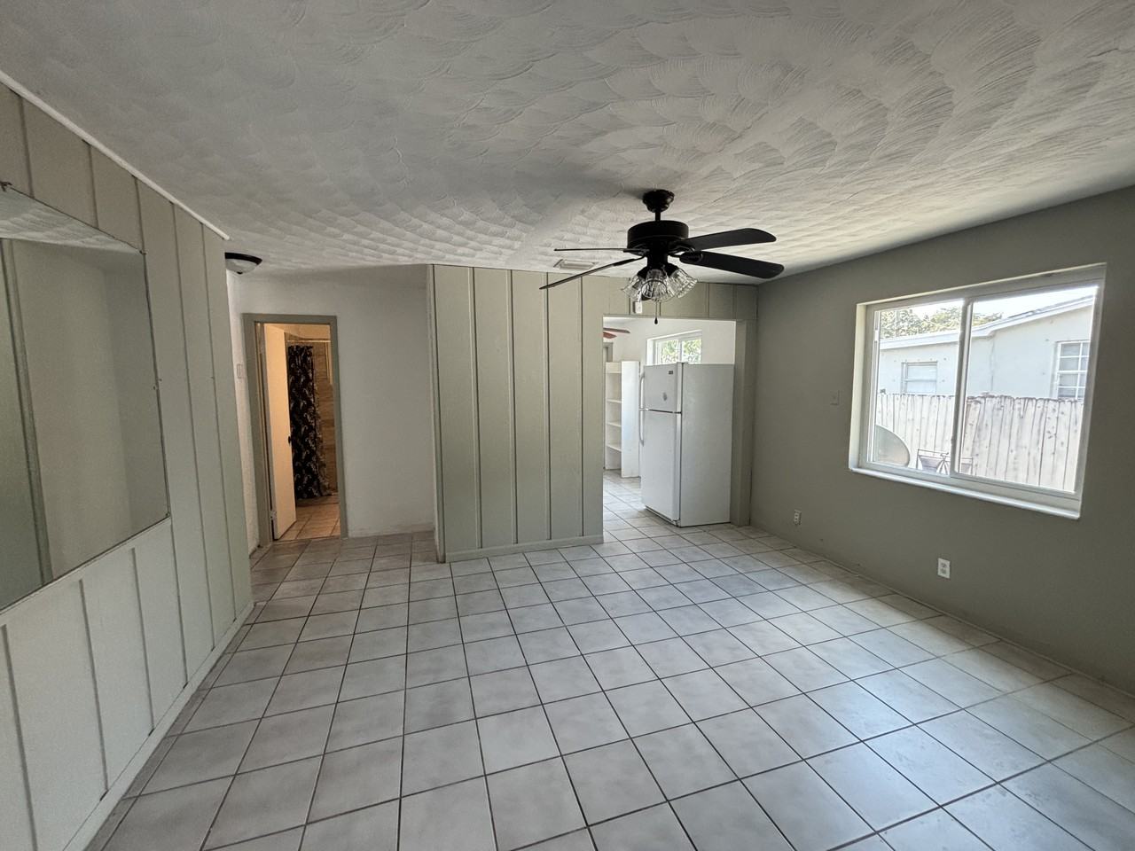 6420 Oak St #NA - Photo 4 of 14