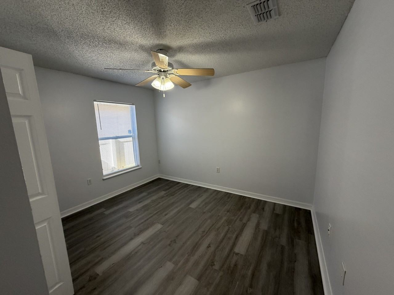 12833 Parkbury Dr #NA - Photo 7 of 20