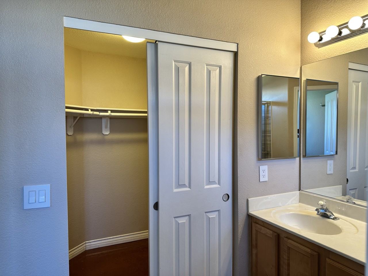 678 Dockery Pl #NA - Photo 7 of 17