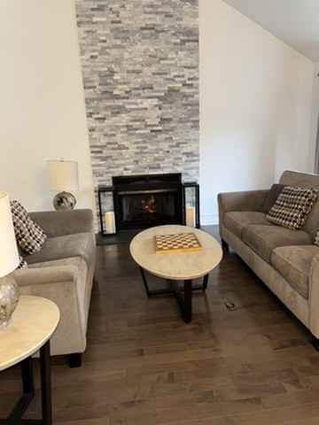 4444 Lindell Blvd #4 - Photo 6 of 46