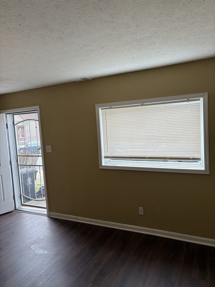 855 Humler St #NA - Photo 3 of 13