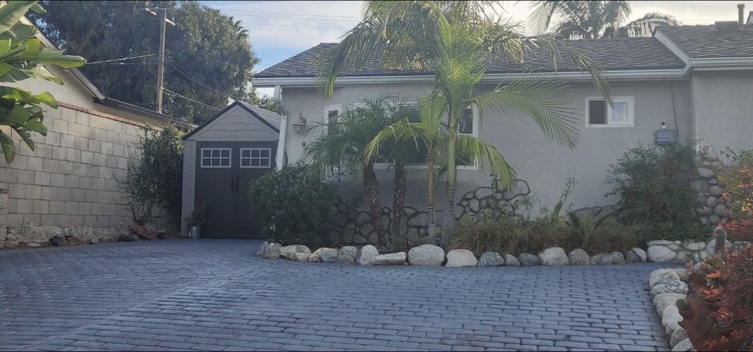 916 Calle Margarita - Photo 2 of 5