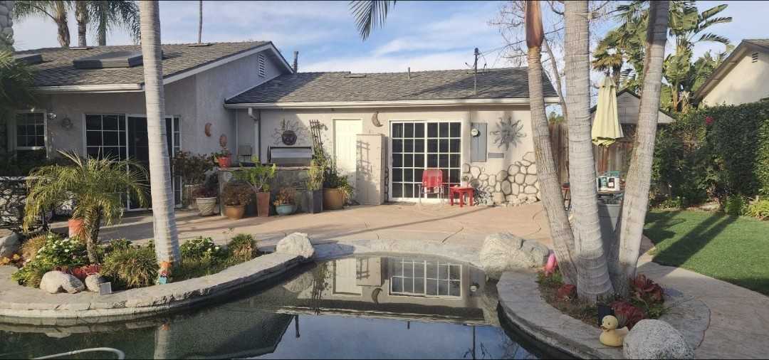 916 Calle Margarita - Photo 4 of 5