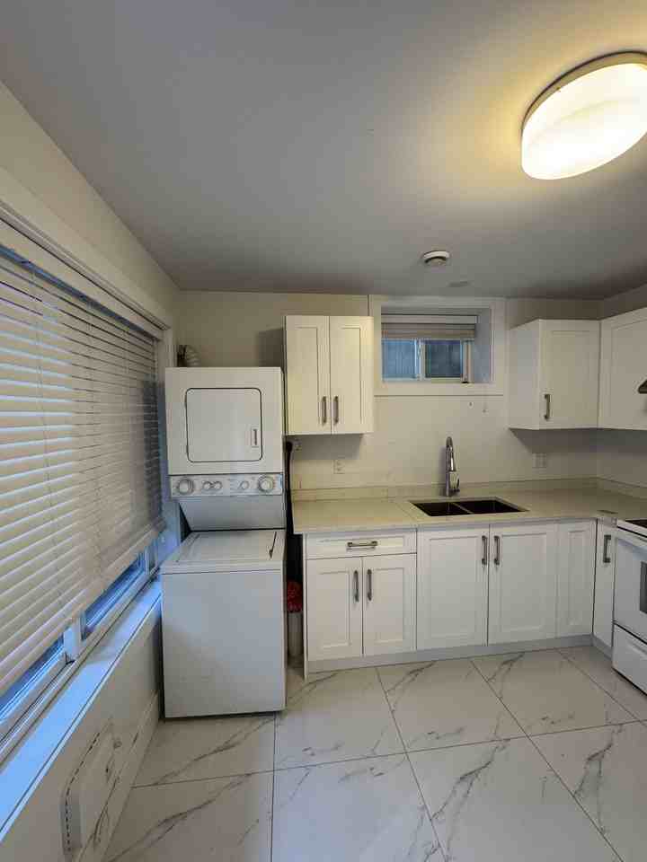 7305 11th Avenue - Photo 4 of 16