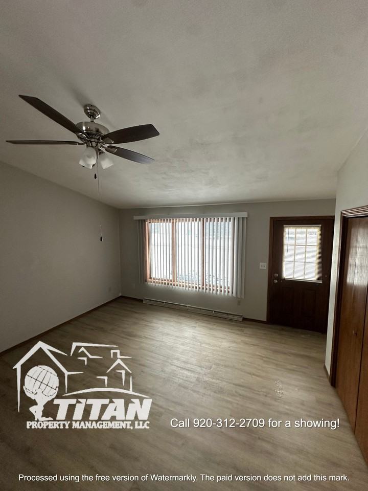 2321 N Cloudview Dr #2 - Photo 2 of 9