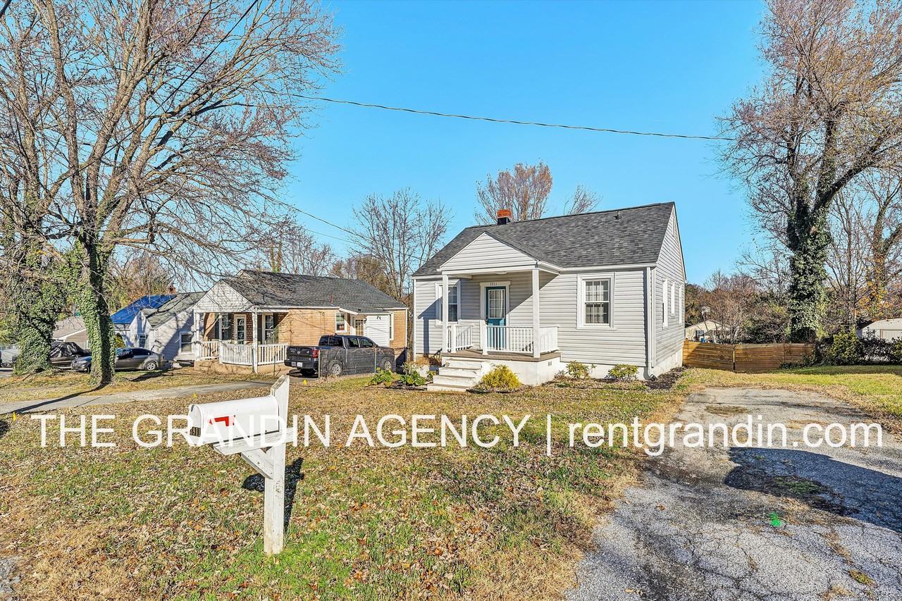 3911 Michigan Ave Nw #1 - Photo 2 of 35