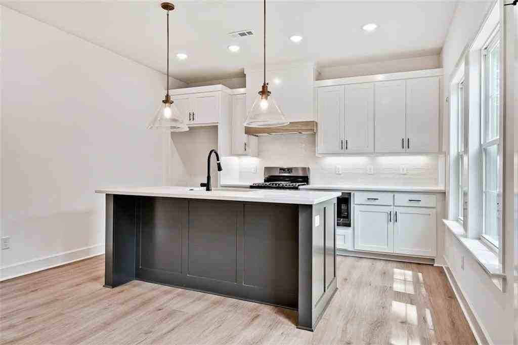 1 Hartford Ln #1 - Photo 5 of 24