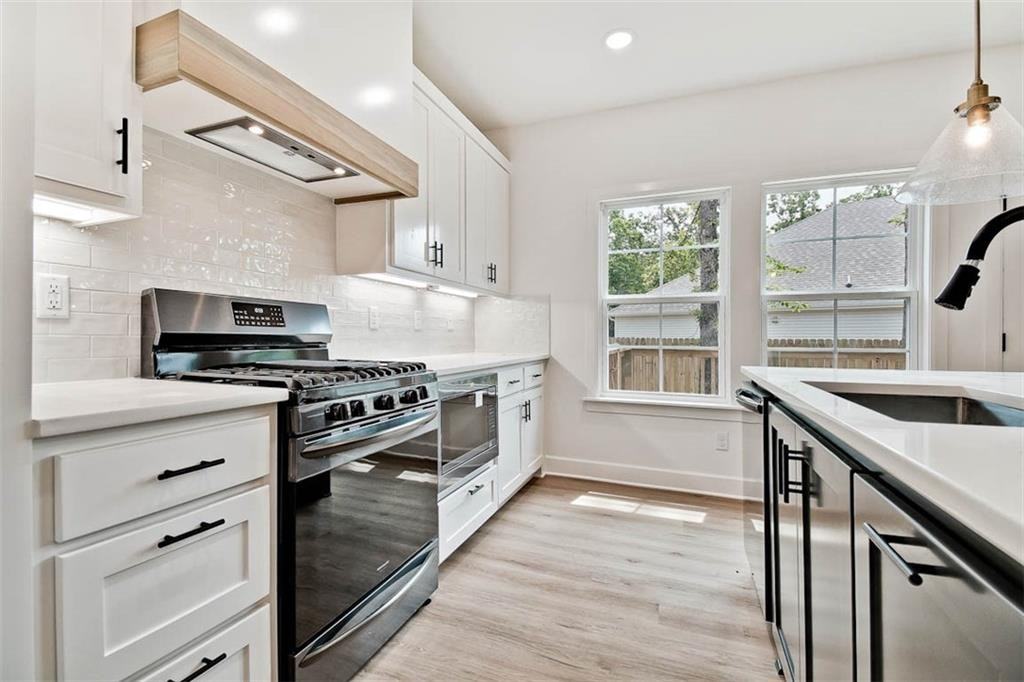 1 Hartford Ln #1 - Photo 6 of 24